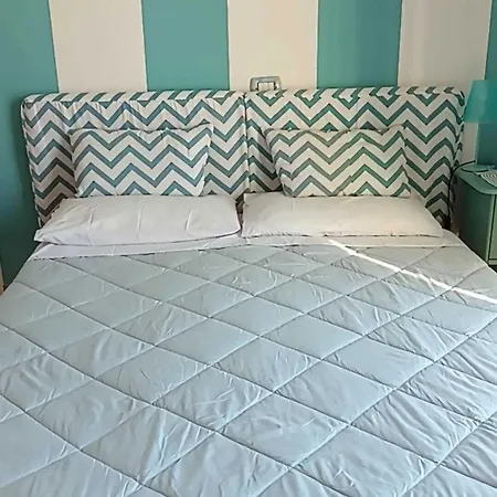 O' Paese E Masaniello 4*