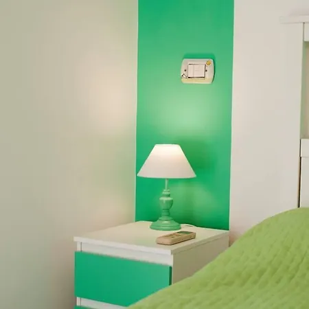 O' Paese E Masaniello