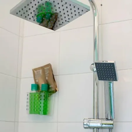 O' Paese E Masaniello 4*