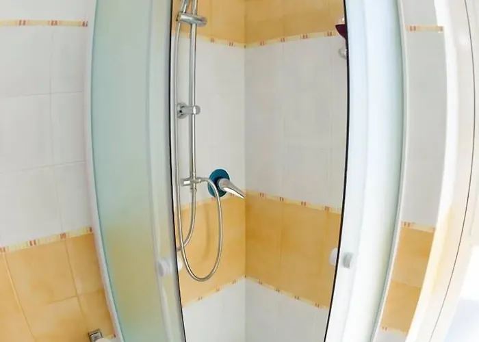 Alojamento de Acomodação e Pequeno-almoço O' Paese E Masaniello 4*