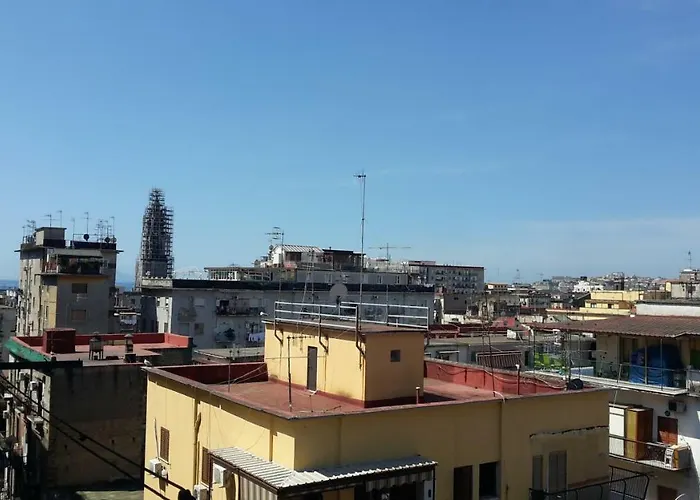 Alojamento de Acomodação e Pequeno-almoço O' Paese E Masaniello 4*