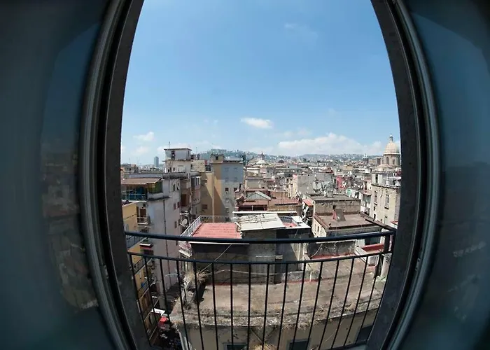 O' Paese E Masaniello 4*